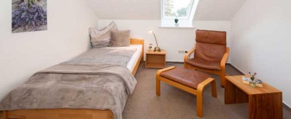 Am Wiesenhof Ferienwohnung Wiesenblick Ferienzimmer 2